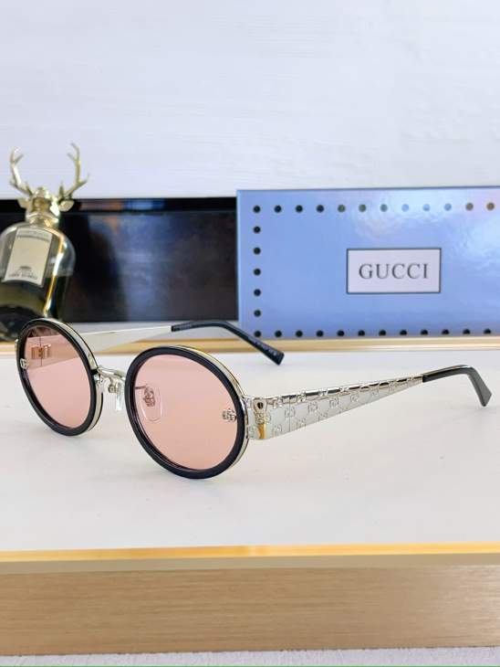 Picture of Gucci Sunglasses _SKUfw80049251fw